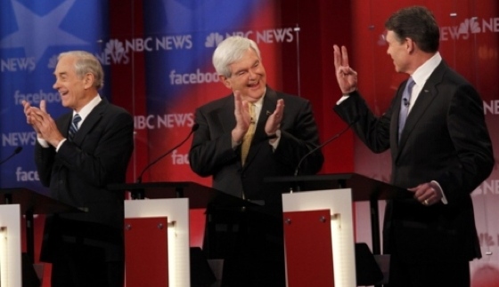 Two Rareties: Rick Perry Counting Correctly, Gingrich Smiling