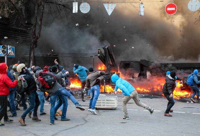 Ukraine Uprising Toss