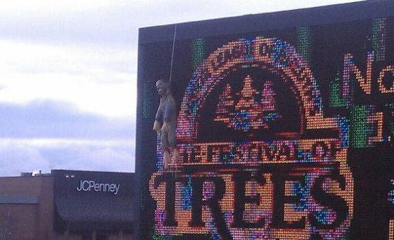 obama-effigy Obama in Effigy