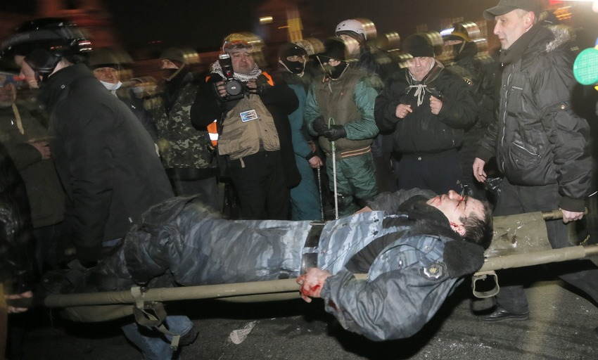 Ukraine Uprising Wounded Policeman